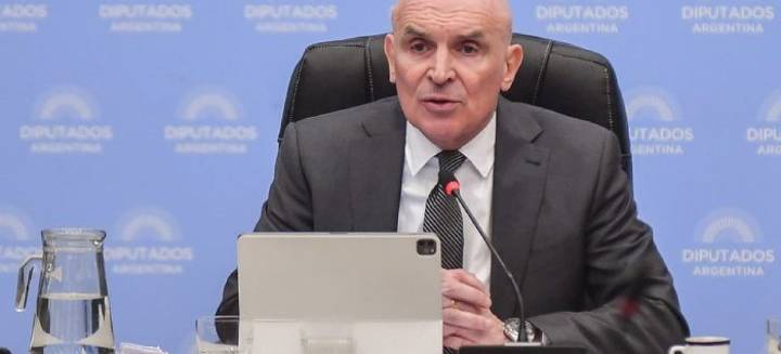 GOLPEADO POR SU RELACIÓN CON ‘FRED’ MACHADO, RENUNCIÓ ESPERT A CANDIDATURA POR LLA