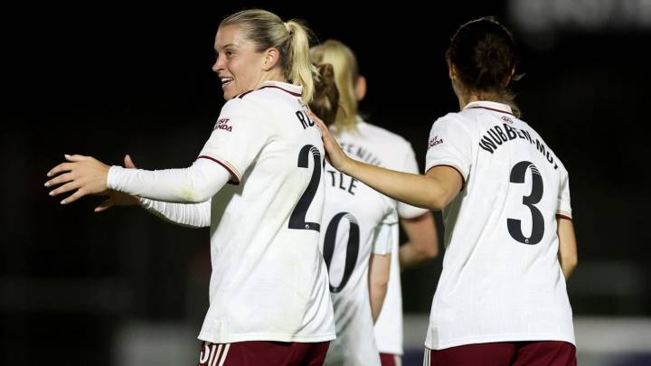 Arsenal Women hit five again to beat West Ham Women as Man City Women see off Brighton Women - WSL round