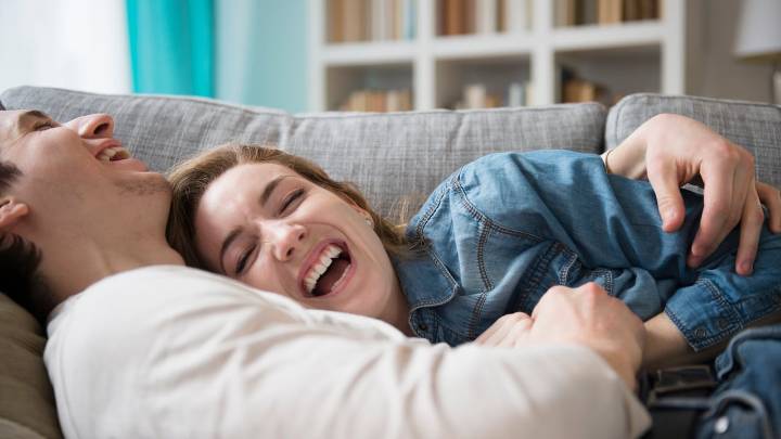 Las parejas realmente felices realizan estos 5 hábitos, según especialistas