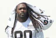 Jadeveon Clowney visiting Cowboys, could sign with Dallas to replace Micah Parsons