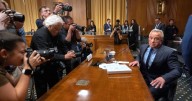 Familiares de RFK Jr. dicen que él representa una "amenaza" para la salud de los estadounidenses