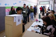Cerraron los centros en Buenos Aires para elegir a los diputados y senadores de Argentina