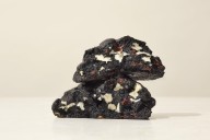  Levain Bakery Brings Back Black & White Chocolate Chip Cookie for One Weekend Only