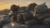 El sorprendente Baby Yoda que revelan las primeras imágenes de la película de 'The Mandalorian'