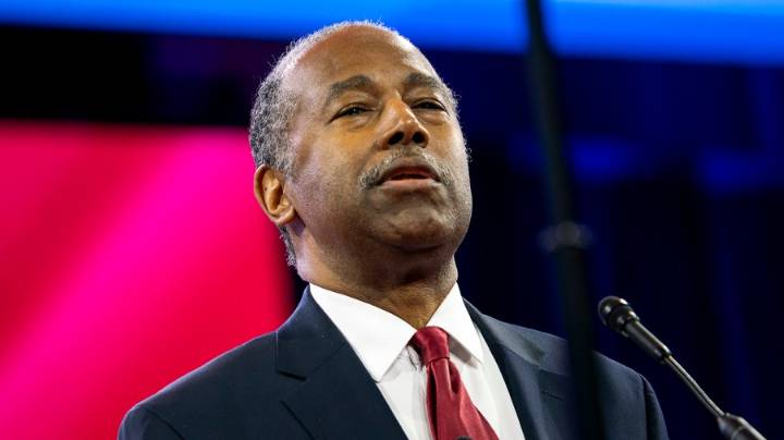 Trump says Ben Carson will be awarded Presidential Medal of Freedom