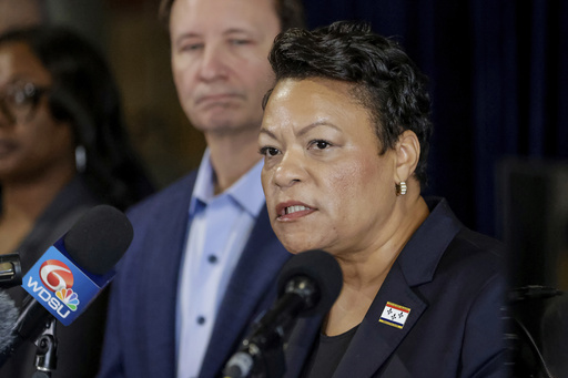 New Orleans mayor to appear in court on corruption charges tied to alleged affair