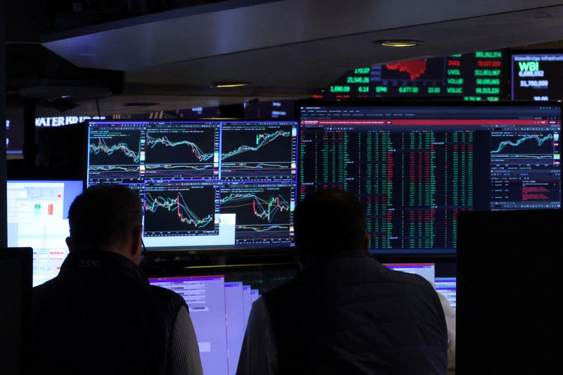 Wall Street mixed after Fed's rate cut, trading choppy