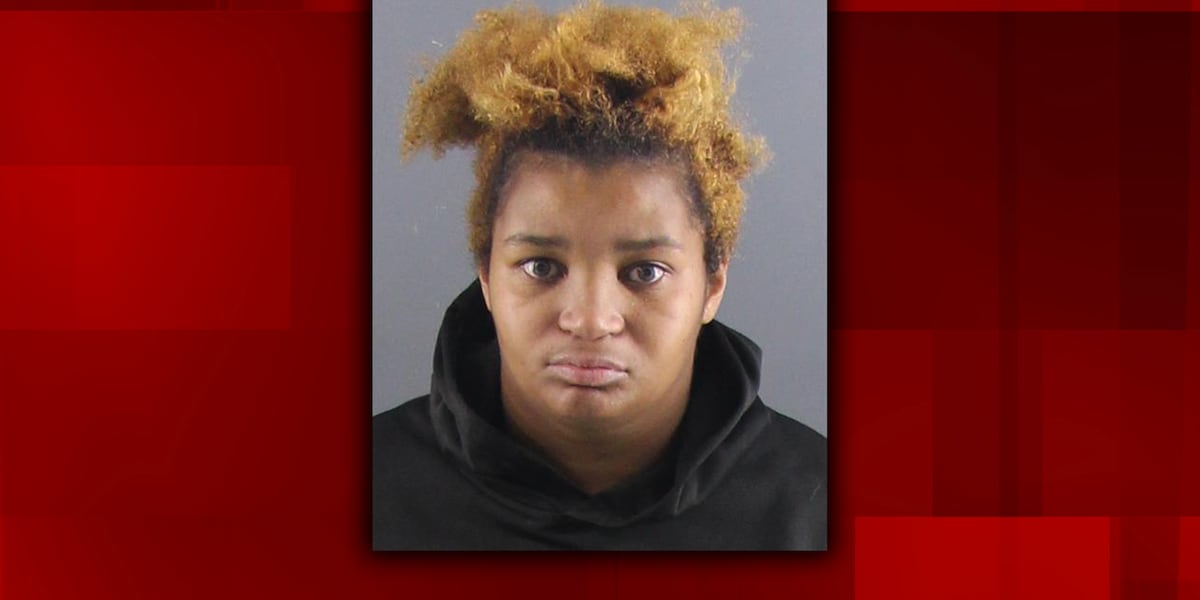 Woman charged with stabbing ex-boyfriend in Peoria placed on pretrial release