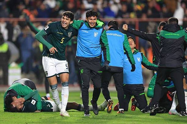 Bolivia clasifica al repechaje tras vencer a Brasil y sueña con el Mundial 2026