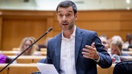 El ministro de Consumo reprocha al comisario de Transportes que se reúna con Ryanair antes que con él