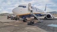 "A rey muerto, rey puesto": Puente celebra que Vueling o Iberia Express refuercen en Tenerife y Santiago tras la marcha de Ryanair