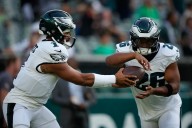 Eagles' Saquon Barkley scores early TD in Super Bowl rematch vs. Chiefs