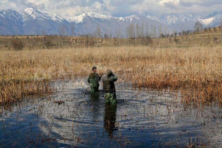Kashmir Watches an Ancient Hydraulic System Slip Away