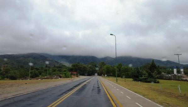 Fuertes vientos y probabilidad de tormentas para este viernes