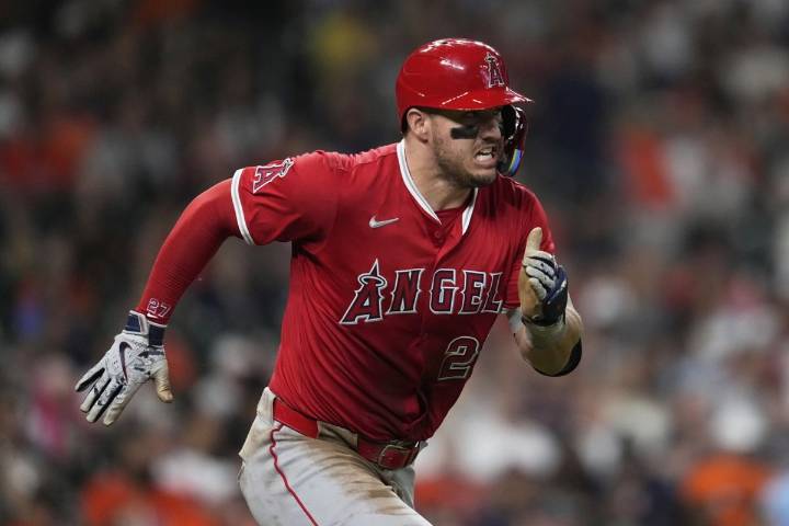 Mike Trout scratched from Angels' lineup with skin infection on left arm