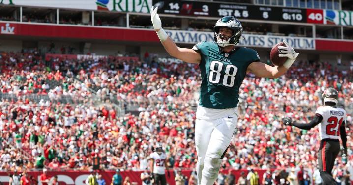 The pivotal plays from the Eagles' skin of their teeth win over the Bucs