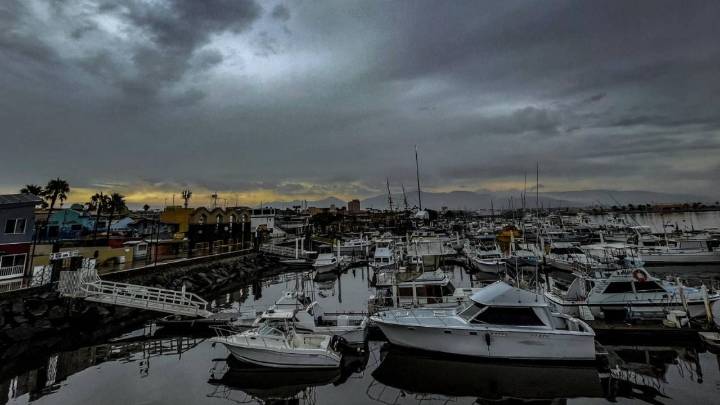 "Lorena" provocará fuertes lluvias en el norte de México pese a debilitamiento