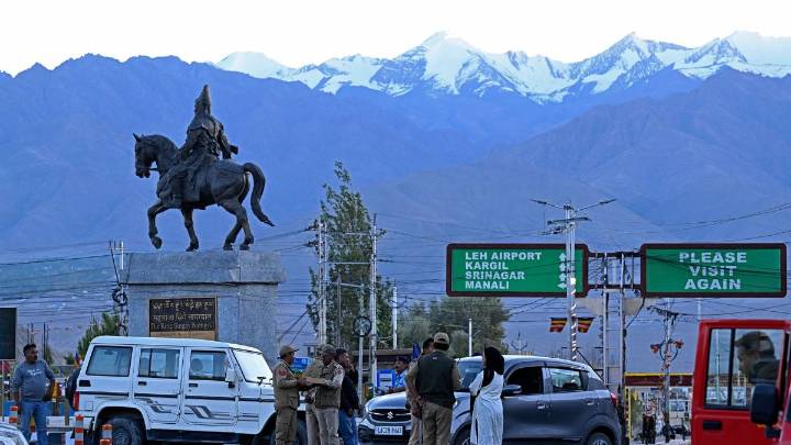 MHA schedules key meetings tomorrow in Delhi to address Ladakh demands