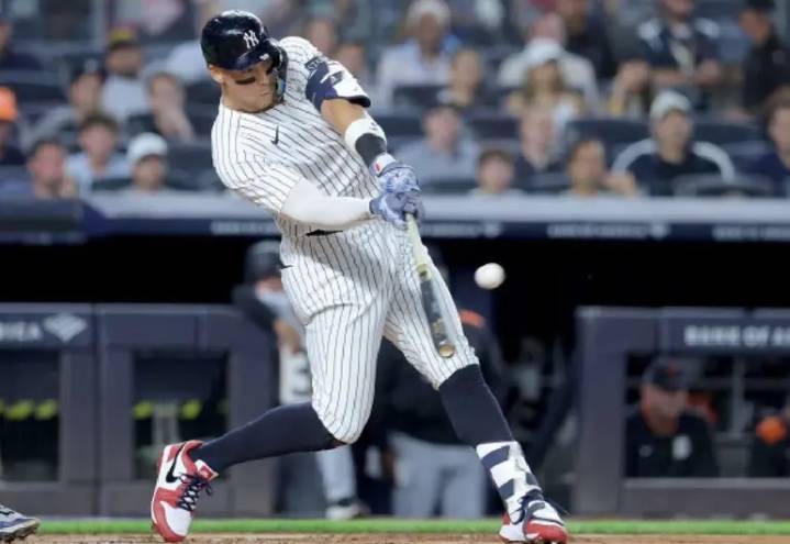 Aaron Judge iguala a Joe DiMaggio en la lista histórica de jonrones de los Yankees