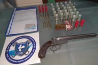 Investigaban una estafa en Corrientes y hallaron un arsenal de armas en Barranqueras