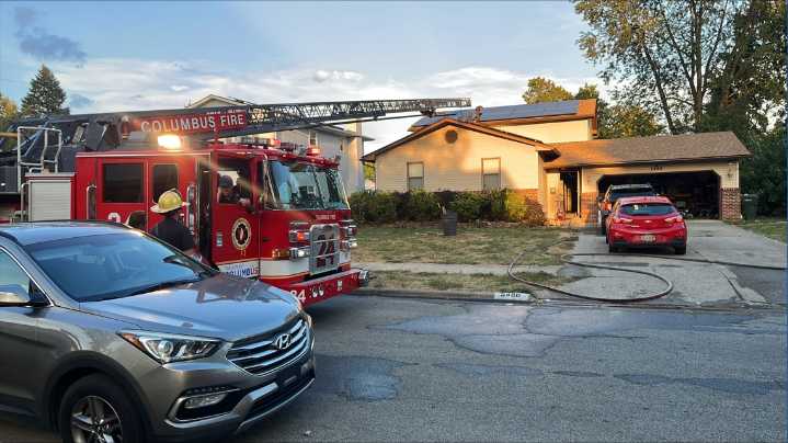 7 displaced after north Columbus house fire