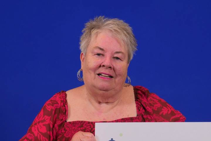 Canadian filling out bucket list with loved ones after big lottery win