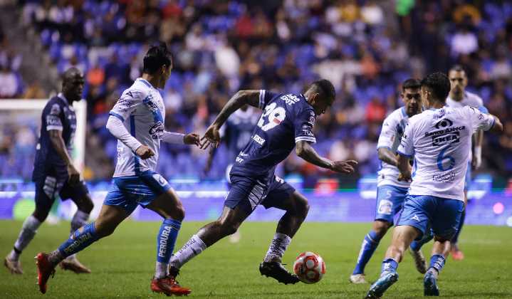 Los Tuzos del Pachuca sufre en el Cuauhtémoc y el Puebla rescata el empate