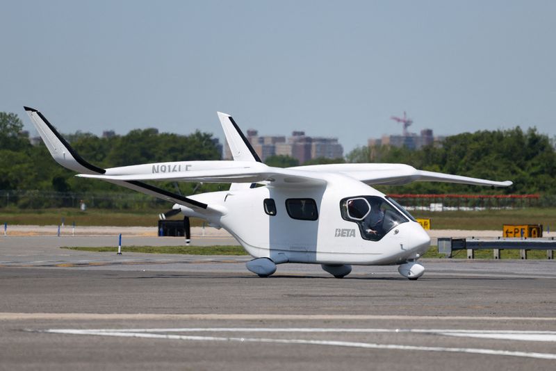 US launches pilot program to speed air taxi deployment
