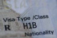 Facilitaría Nuevo León relocalización de empleados afectados por incrementos de EU en visa H