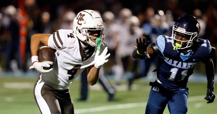 Quentin Burrell’s big plays highlight Mount Carmel’s win over Nazareth