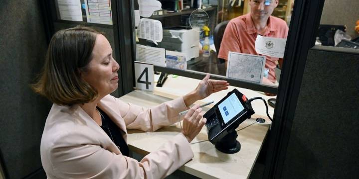 'Some noncitizens' on the voter rolls: Maine secretary of state resists efforts for election transparency