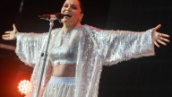 Jessie J Performs Live for First Time After Breast Cancer Surgery