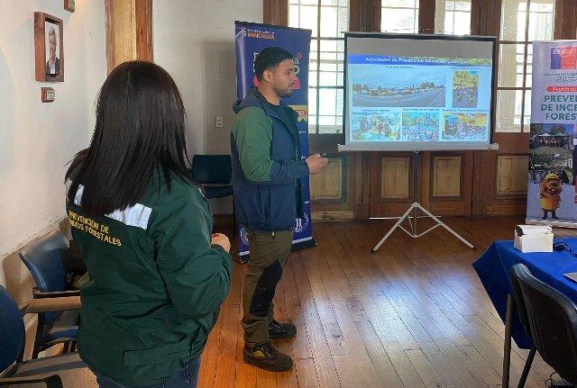Trabajo preventivo sobre ocurrencia de incendios forestales se desarrolló en Nancagua