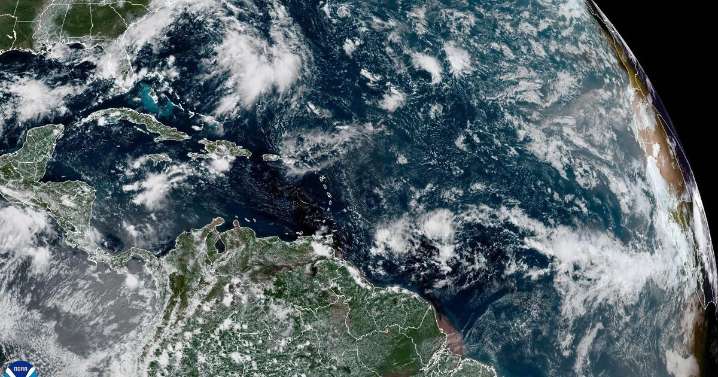 Gulf temps reach record highs at peak of 2025 hurricane season. Here's where things stand.