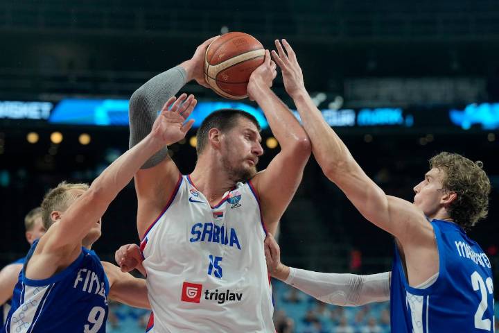 Serbia cae ante Finlandia y se la pega en los octavos del Eurobasket