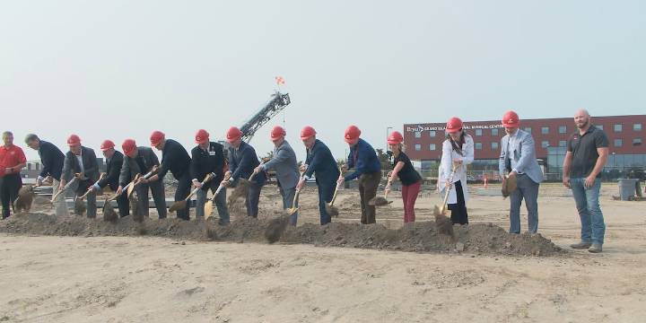 Groundbreaking held for new medical office building in Grand Island
