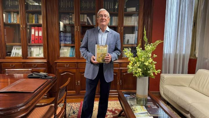 Salvador Miranda: «Canarias perdió la gran oportunidad de tener una industria de cuero y tintes en el siglo XVIII»