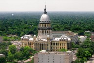 Illinois political leaders remember Edgar for being bipartisan