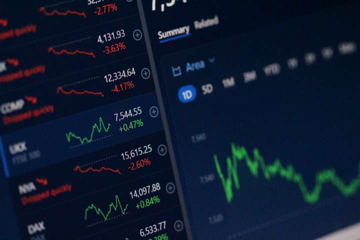  ARK Invest Snaps Up $23.5M in BitMine and Bullish Shares Across Flagship ETFs