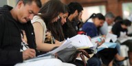 Empresas de retail ofrecen empleo para trabajar fines de semana, temporada navideña y en el Black Friday: así puede postularse