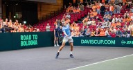 Etcheverry le dio el primer punto a la Argentina en la serie de Copa Davis ante Países Bajos