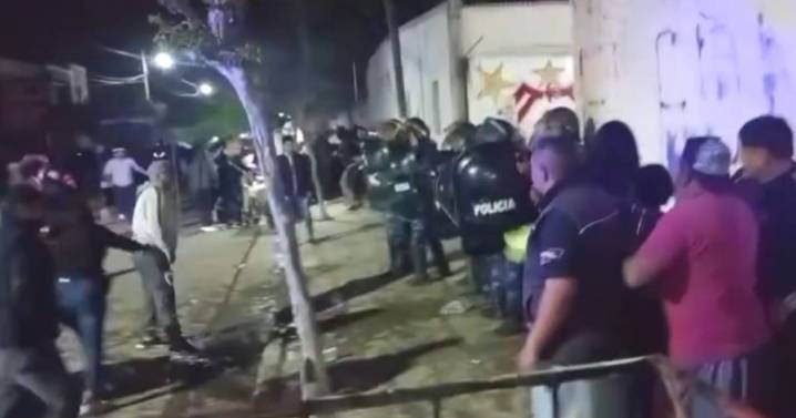 Caos en una carpa bailable en La Merced: no se presentaron Los Bybys y hubo corridas y disparos al aire