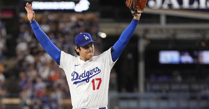 Dodgers Dugout: Here's why Dave Roberts did the right thing pulling Shohei Ohtani from his no