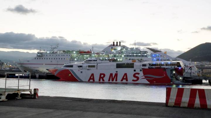 Baleària gana escala con Armas Trasmediterránea
