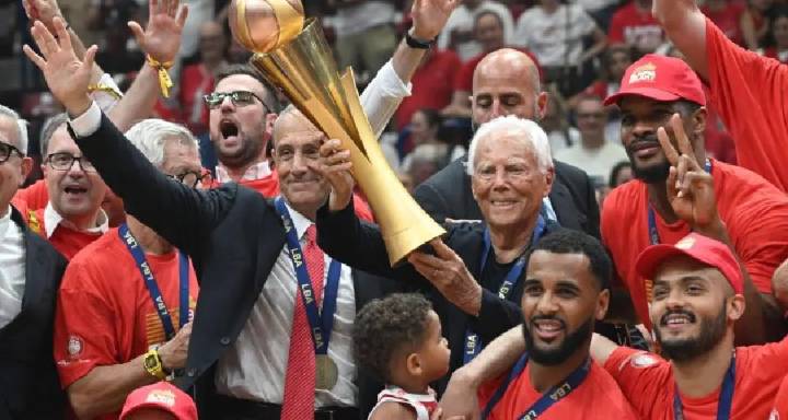 Giorgio Armani, pionero en la fusión de la moda de lujo con el deporte