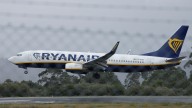 Ryanair amenaza con recortar un millón de plazas más en sus vuelos a España el próximo verano