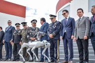 Zacatecas presenta “perro robot” armado que usará en operativos de seguridad