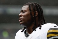 Bears Should Pursue a Trade for Saints’ 6’0″, 200 lb Running Back