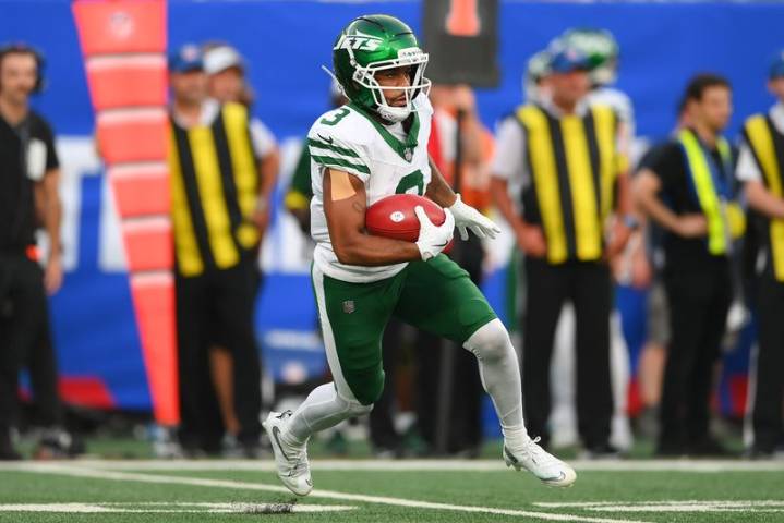 Reports: Jets to cut Xavier Gipson after costly fumble