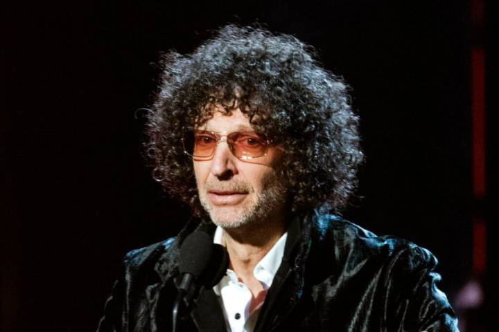 Howard Stern returns to SiriusXM radio show after gag